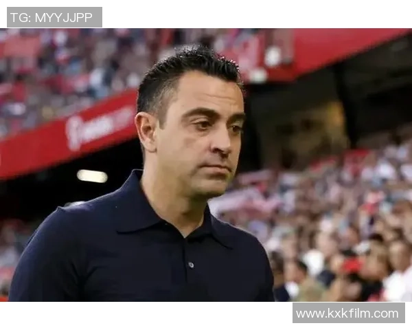 全球足坛传奇再聚焦：盘点历史百大球星的辉煌与传奇足迹