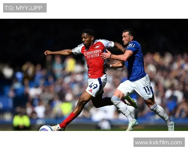 日本足球百大球星盘点：从传奇到新星的精彩历程与未来潜力