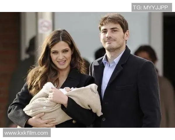 足球球星背后的女人们揭秘:这些太太们的身份和故事你知道吗 足球球星背后的女人们揭秘:这些太太们的身份和故事你知道吗